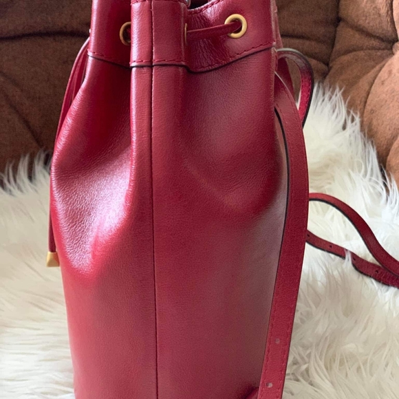 Authentic Gucci Backpack/Crossbody - Picture 4 of 16